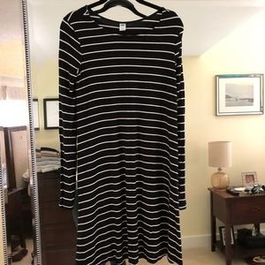 Old navy striped dress